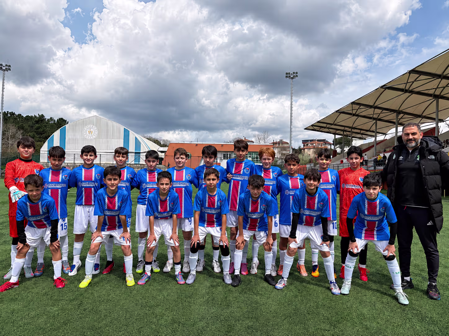 U 12 Takımı takım fotoğrafı